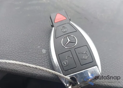 2014 Mercedes-Benz E 350 from USA, damaged, VIN WDDHF5KB5EB040038